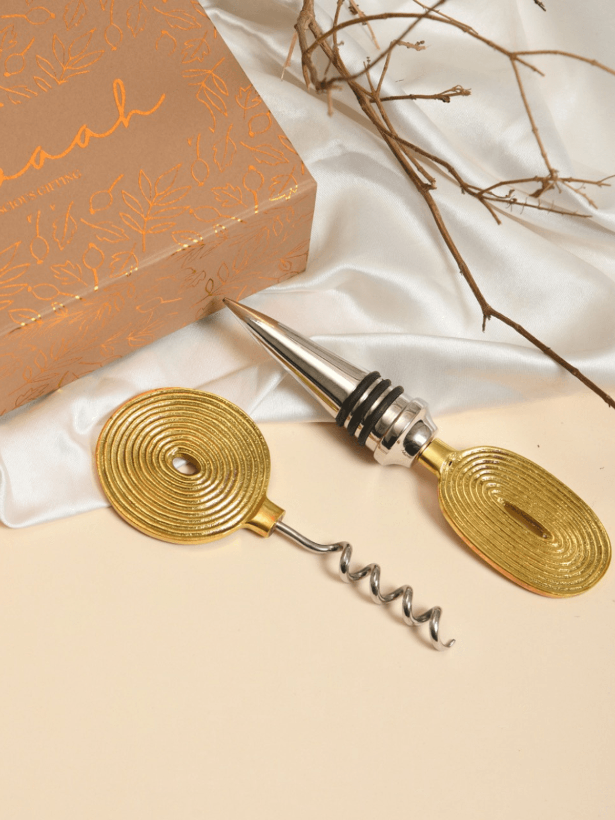 Ekaantrik Wine Opener + Cork Set