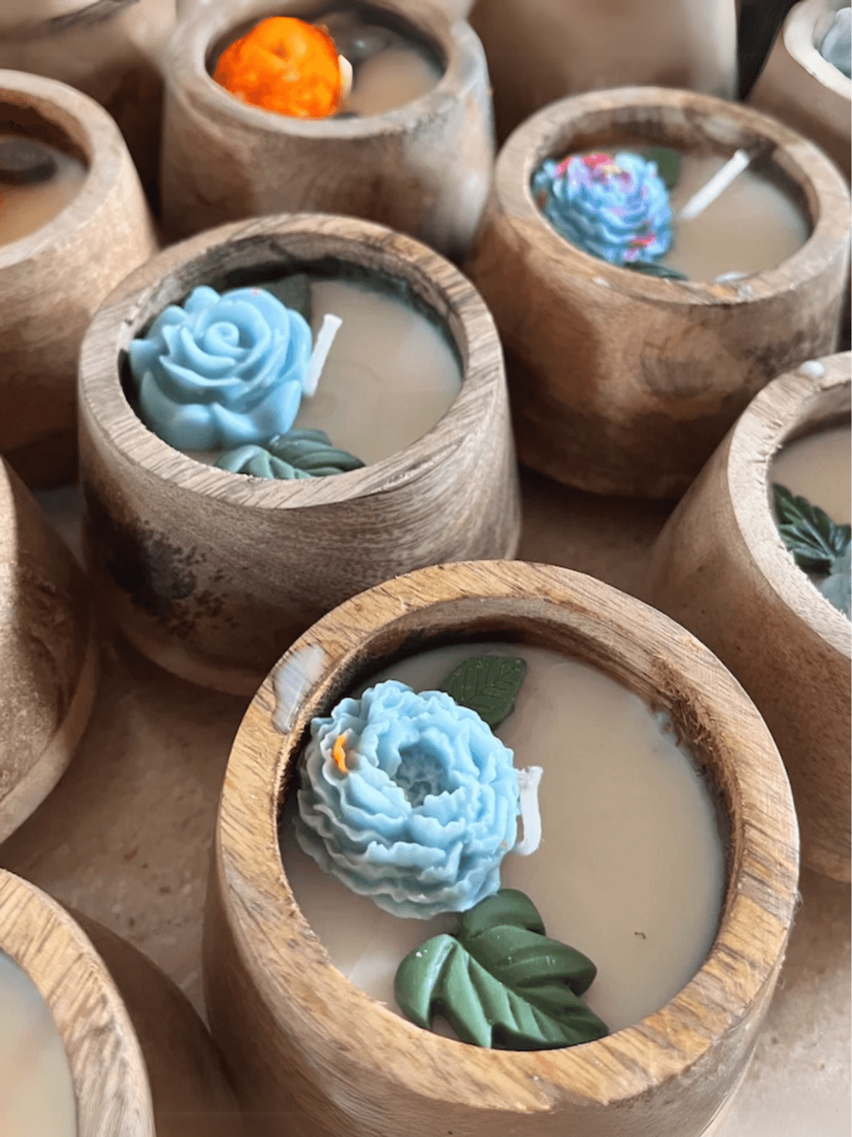 Hand-poured Soy Candles in Natural Wood - Set of 2 Blue - Aqua