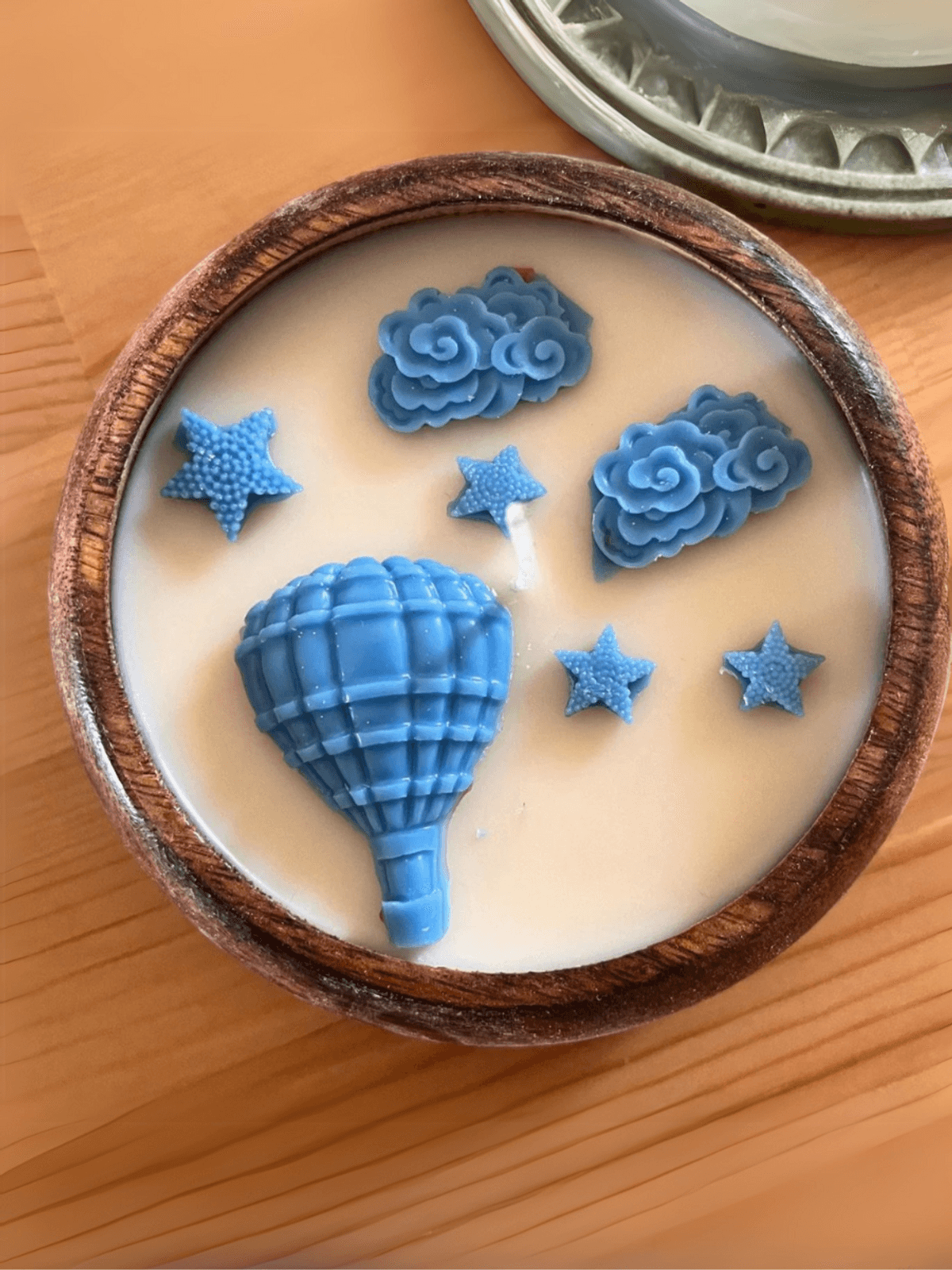 Aqua - Blue Dream Artisanal Soy Candles in Wooden Bowl