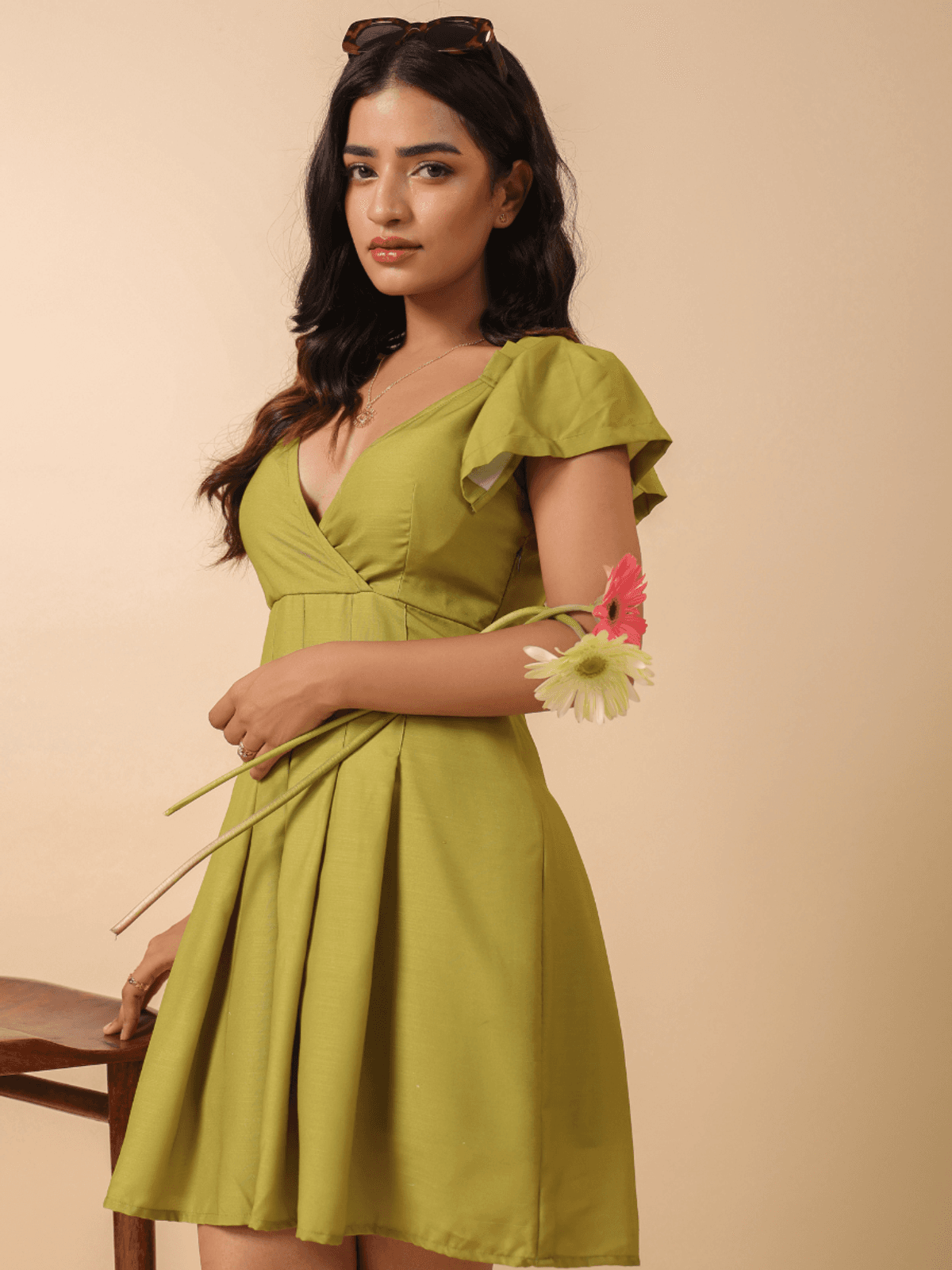 PEAR GREEN PLEATED SLEEVES DRESS