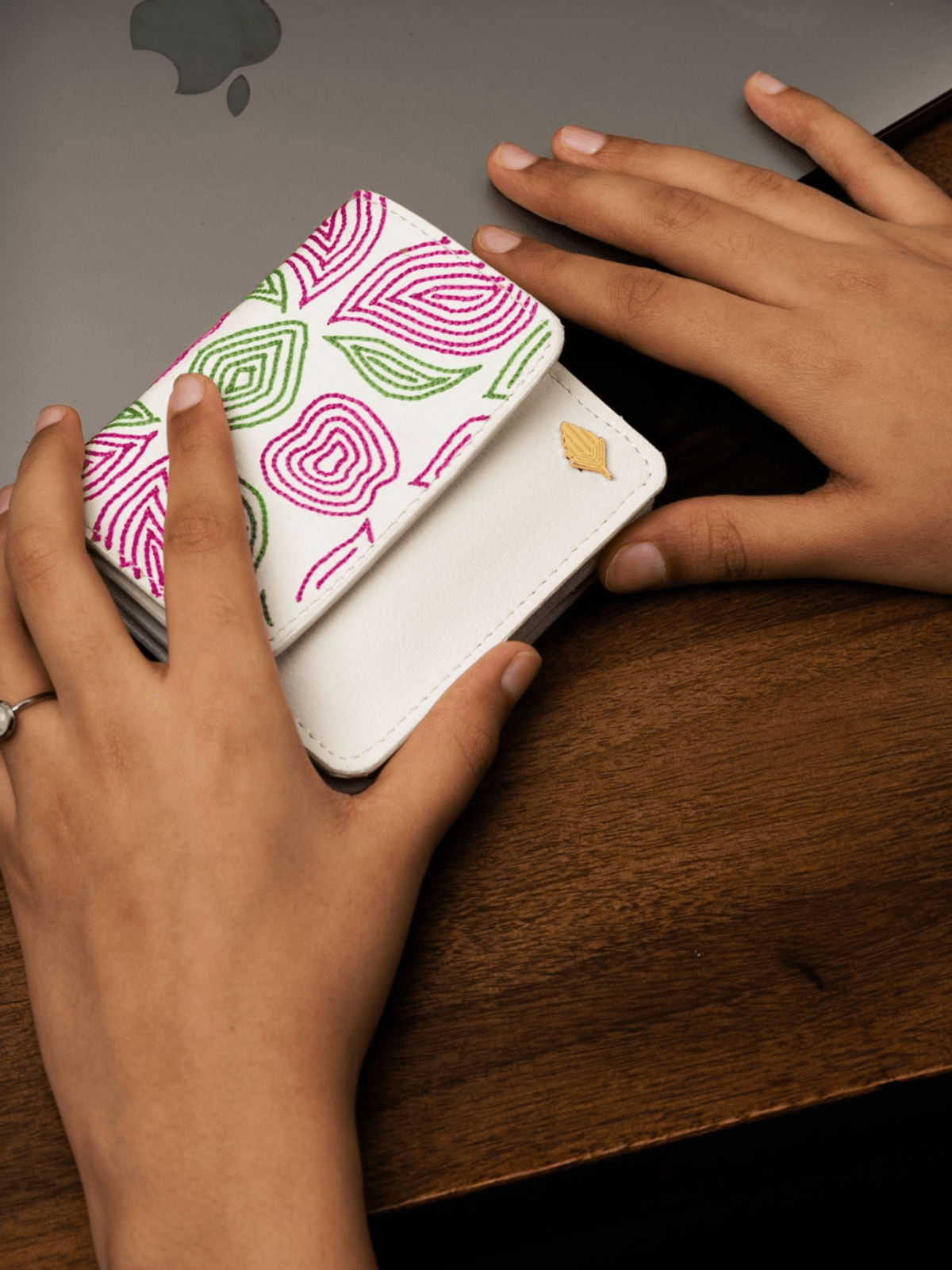 Lana Vegan Leather Cardholder - White 
