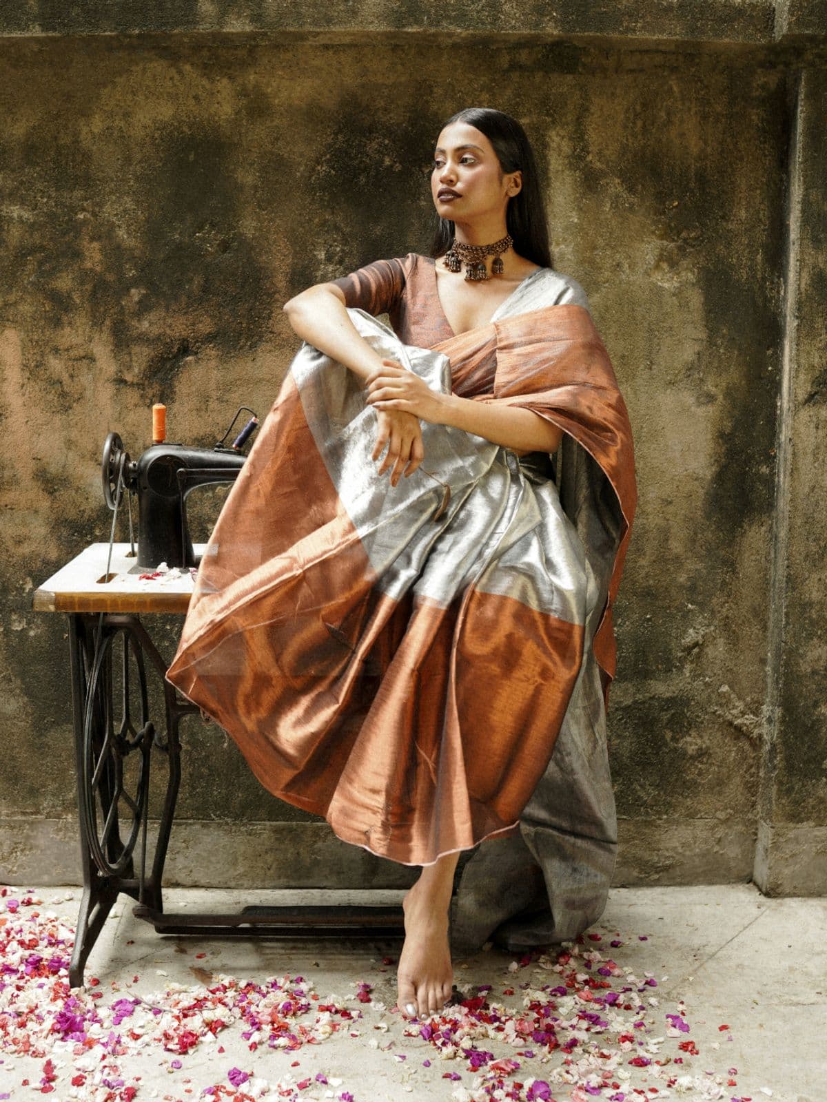 Chandi Aur Tamba Chandi Aur Tamba