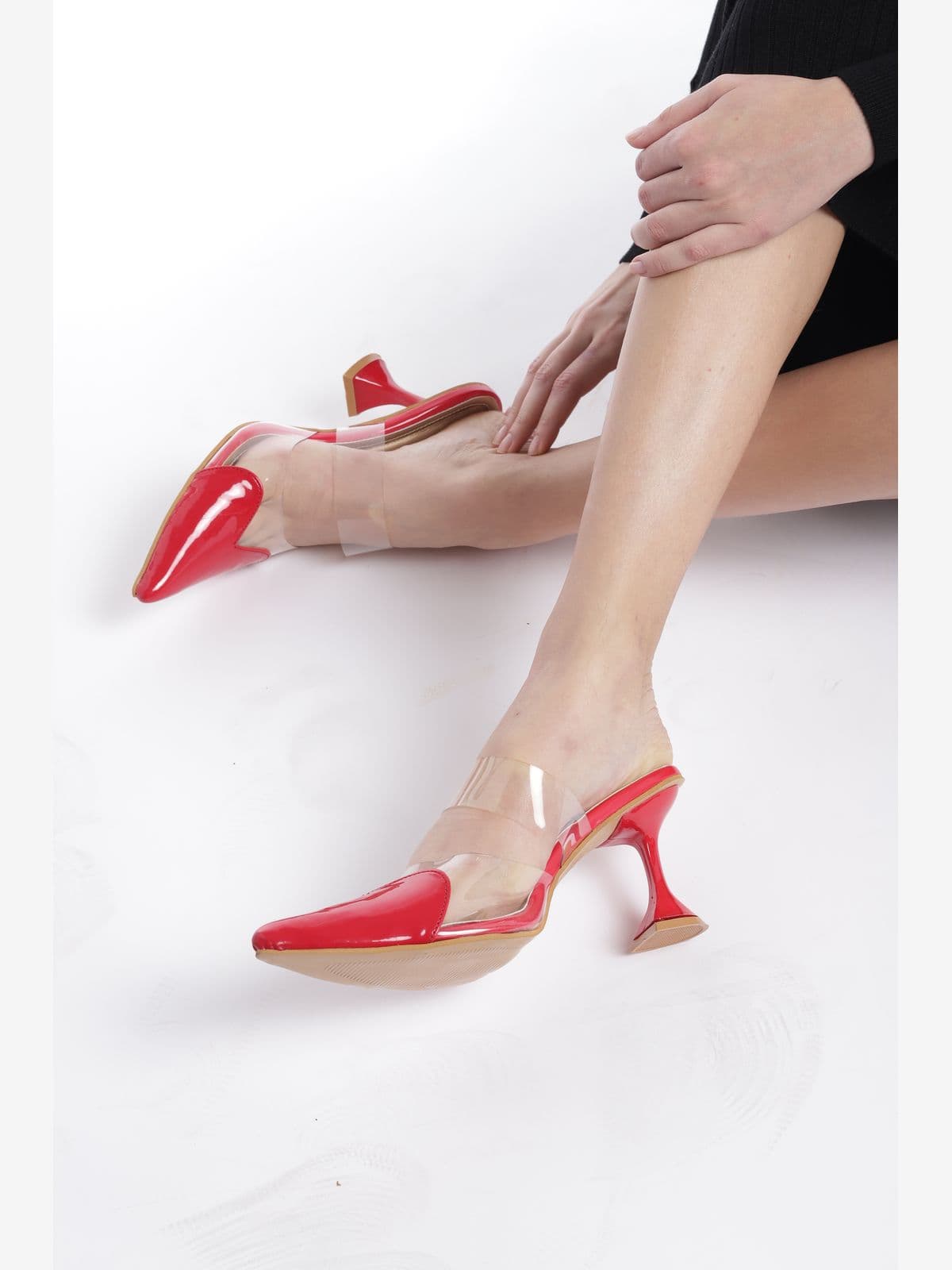 AMOR RED - HEART TOED HEELS AMOR RED - HEART TOED HEELS