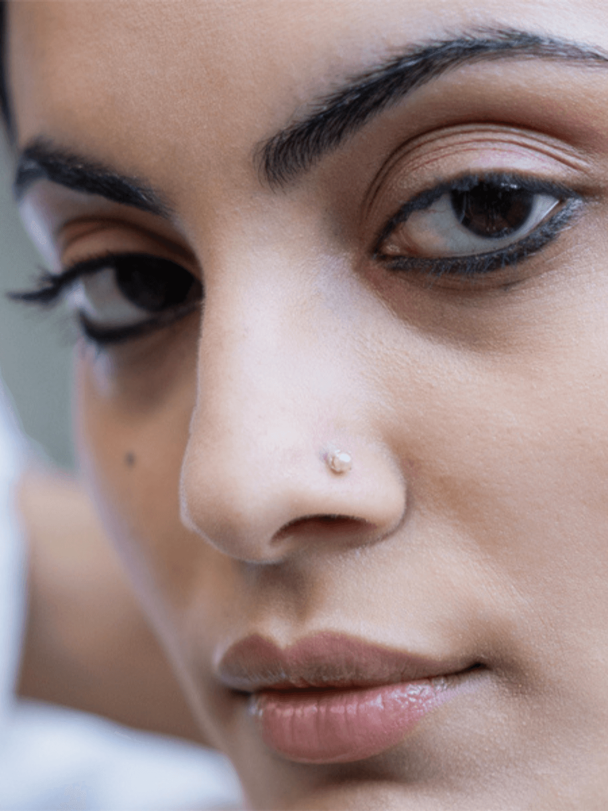 PICHWAI SEED PEARL NOSE PIN PICHWAI SEED PEARL NOSE PIN