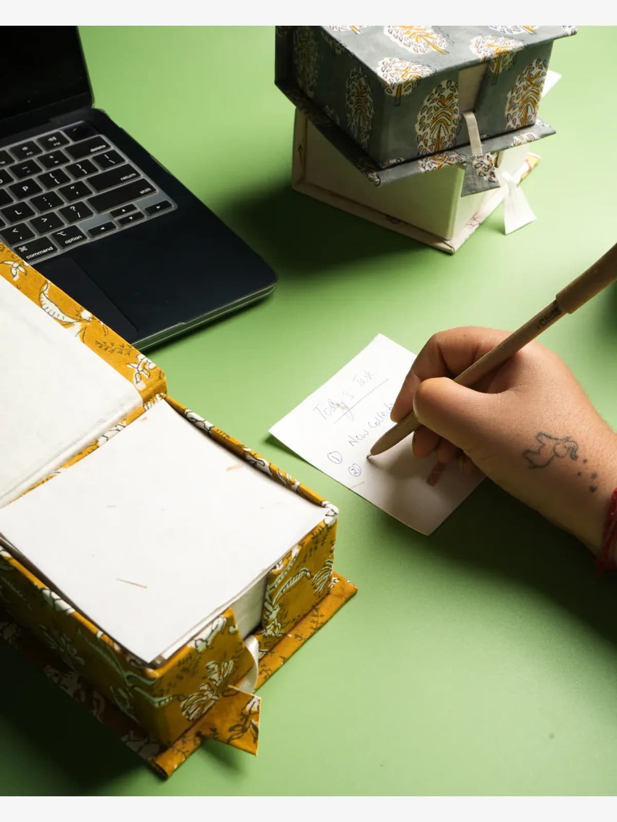 Block Printed Handmade Paper Notes Box – Memo Paper Holder Block Printed Handmade Paper Notes Box – Memo Paper Holder