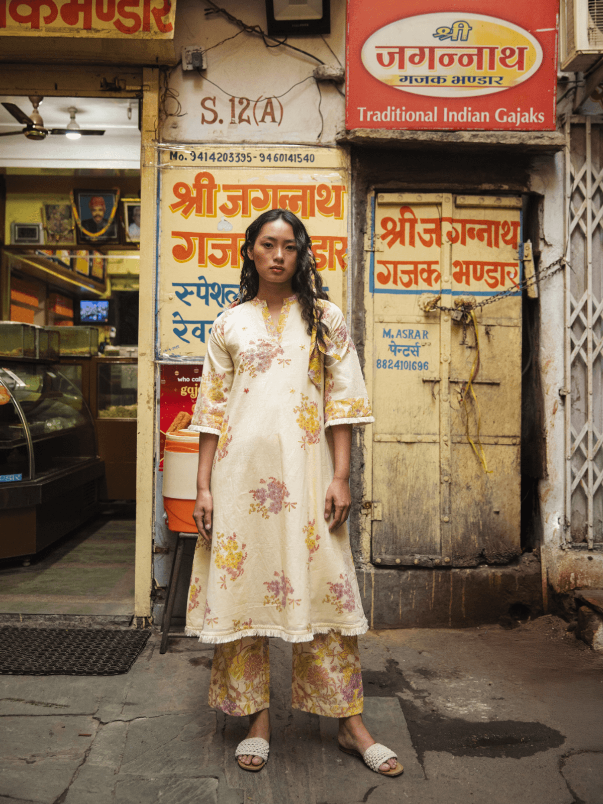 IVORY BLOSSOM KURTA SET IVORY BLOSSOM KURTA SET